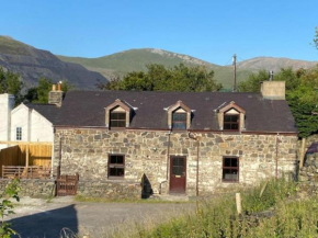 Traditional Welsh cottage in Llanberis